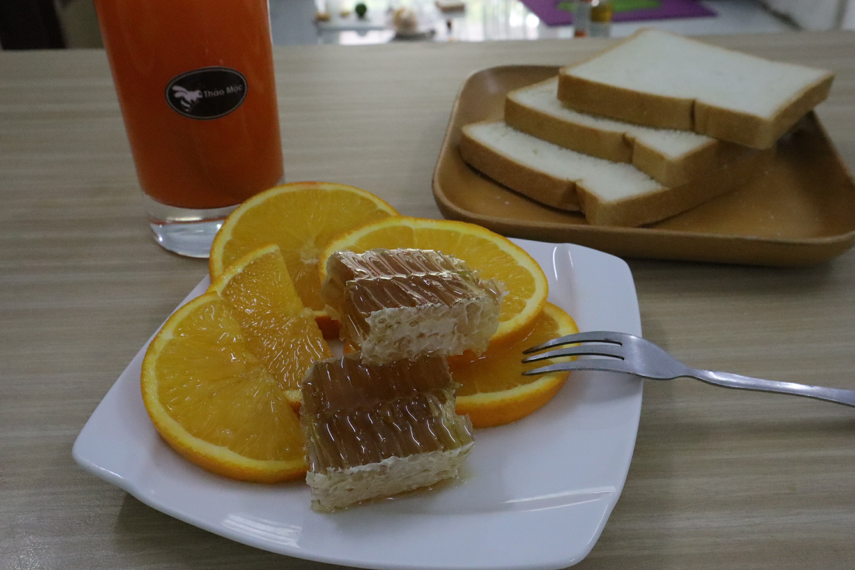 mật ong thảo mộc