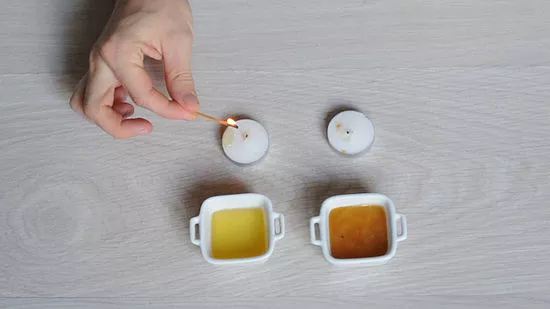 Dùng que diêm nhúng vào mật ong thật sẽ cháy - giả que diêm không cháy